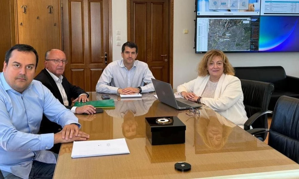 Αντιπυρική προστασία: Εναέριο τείχος με πολλαπλά drones στο Πεντελικό όρος